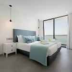 Portimao Ocean Breeze With Pool By Homing * لاغوا