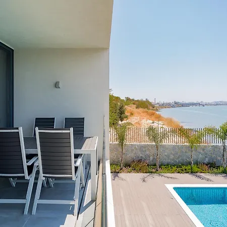 Διαμέρισμα Portimao Ocean Breeze With Pool By Homing