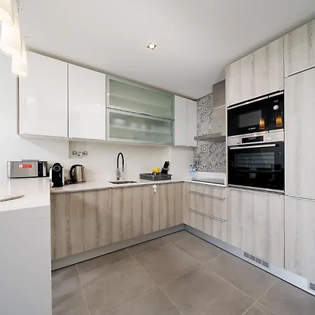 Portimao Ocean Breeze With Pool By Homing Διαμέρισμα