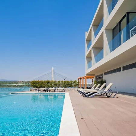 Portimao Ocean Breeze With Pool By Homing Apartment